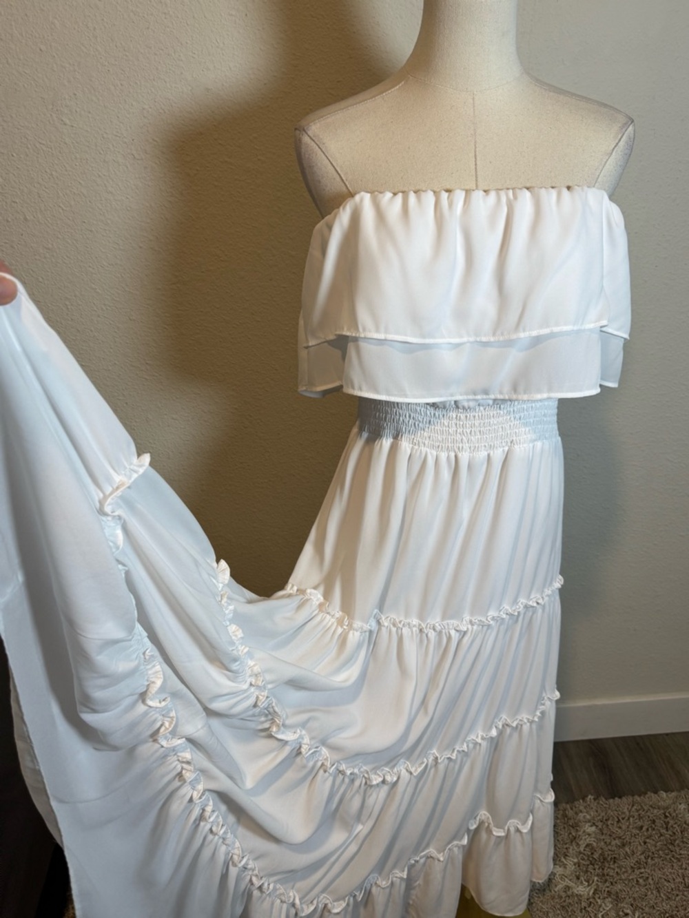 NWT 1. STATE Strapless Tiered Ruffle Midi Dress Ultra White size Large - Picture 3 of 13